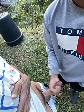 sky-wolves online show from September 25, 2025, 10:49 pm