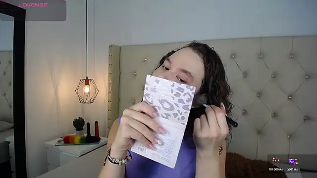 Snapshot of bycandy_ chatting on November 17, 2025, 12:09 pm bycandy online show from November 17, 2025, 12:09 pm