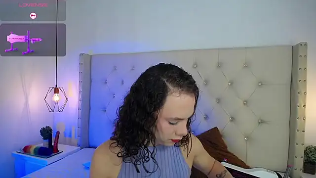 Snapshot of bycandy_ chatting on November 21, 2025, 12:37 pm bycandy online show from November 21, 2025, 12:37 pm