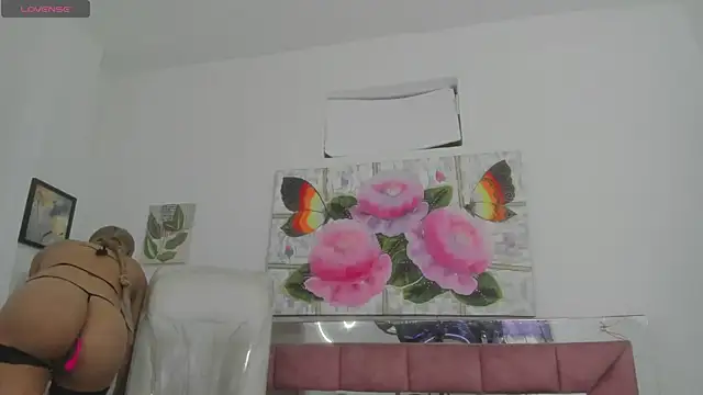 Snapshot of barbie_ds chatting on December 16, 2025, 12:09 pm barbie ds online show from December 16, 2025, 12:09 pm