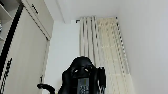 Biscuit oliva online show from March 13, 2026, 1:10 am