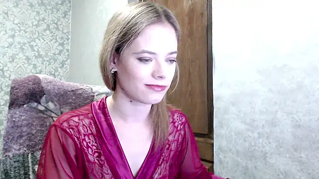 Snapshot of Kate__Loves chatting on October 6, 2025, 6:30 pm Kate Loves online show from October 6, 2025, 6:30 pm