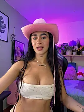 camila1 torres  online show from January 31, 2026, 7:45 pm