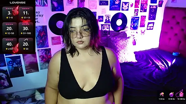 Roxy f w online show from March 14, 2026, 10:16 pm