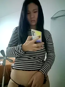 wen78759 online show from November 1, 2025, 11:42 pm