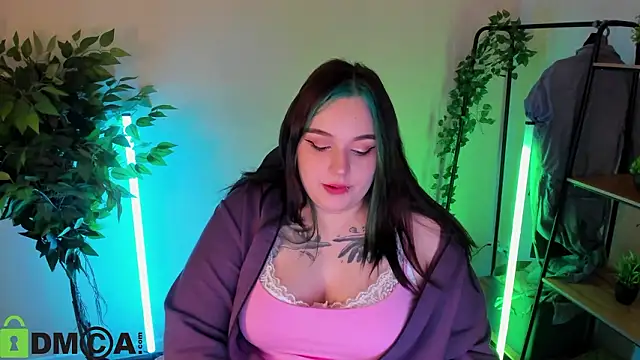 Mia R0ss online show from March 4, 2026, 12:29 am