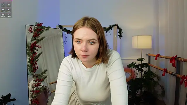 Sophi X online show from December 16, 2025, 10:36 pm