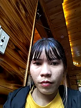 linhkem-cute online show from September 21, 2025, 8:41 am