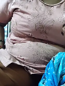 Hot Desi Milf online show from May 19, 2026, 11:50 am
