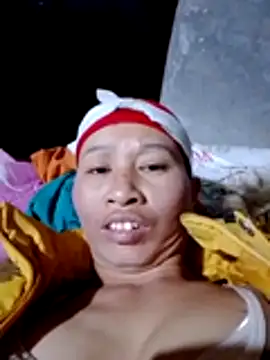 Snapshot of donna-bae chatting on February 1, 2026, 10:46 am donna-bae online show from February 1, 2026, 10:46 am