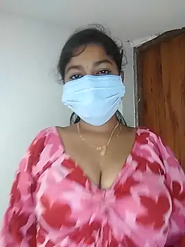 TAMIL AMMUKUTTYY online show from September 26, 2025, 9:10 pm