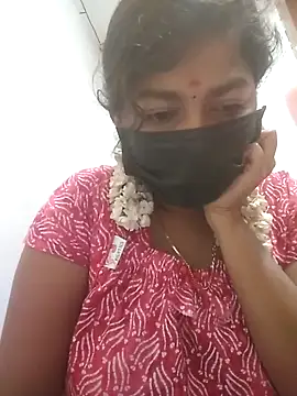 TAMIL AMMUKUTTYY online show from November 11, 2025, 3:51 pm