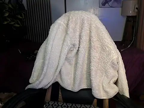 sweet athena online show from March 16, 2026, 9:17 pm