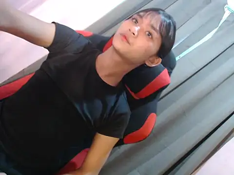 sweet athena online show from April 8, 2026, 11:06 pm