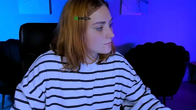 Snapshot of casey_meow_ chatting on December 1, 2025, 9:43 am casey meow online show from December 1, 2025, 9:43 am