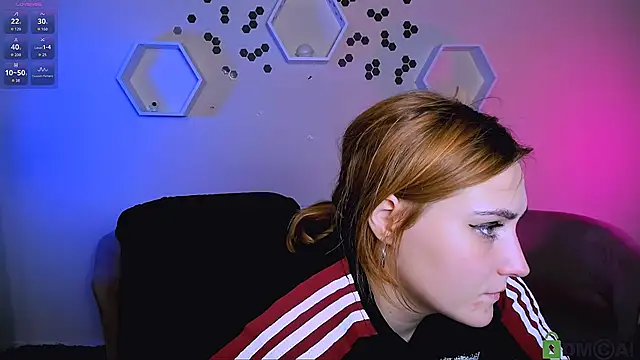 Snapshot of casey_meow_ chatting on November 30, 2025, 10:05 am casey meow online show from November 30, 2025, 10:05 am