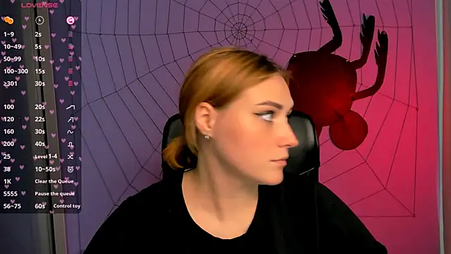 Snapshot of casey_meow_ chatting on October 22, 2025, 8:58 am casey meow online show from October 22, 2025, 8:58 am