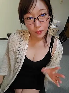 M Kaede online show from October 30, 2025, 7:33 pm