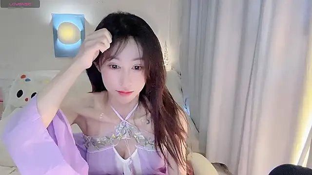 Snapshot of ai-ai-mi chatting on May 15, 2026, 9:18 am ai-ai-mi online show from May 15, 2026, 9:18 am