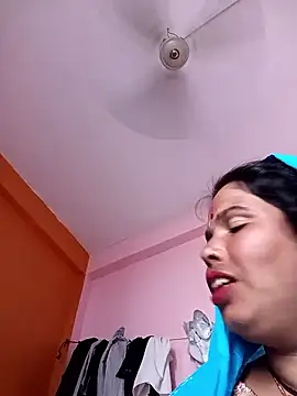 Hott locky online show from October 2, 2025, 5:22 am