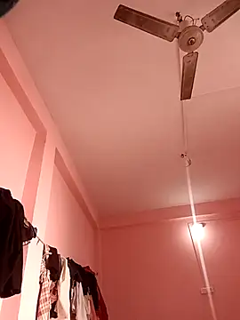 Hott locky online show from November 20, 2025, 6:36 am