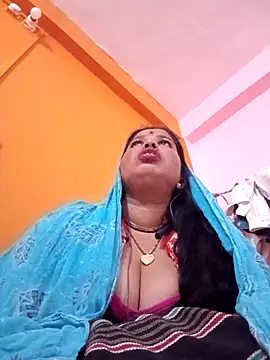 Hott locky online show from November 15, 2025, 1:31 am