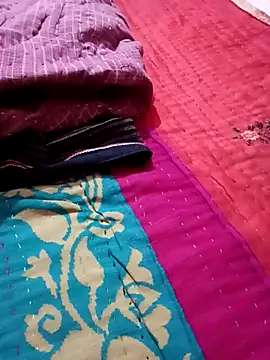 Hott locky online show from September 30, 2025, 4:02 pm