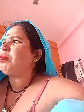 Hott locky online show from October 16, 2025, 9:06 am