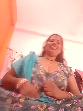 Hott locky online show from November 14, 2025, 9:24 am