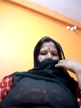 Hott locky online show from September 29, 2025, 5:07 pm