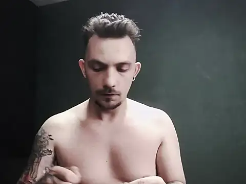 guesswhatbitch online show from October 8, 2025, 8:27 am