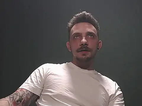 guesswhatbitch online show from October 3, 2025, 7:48 pm