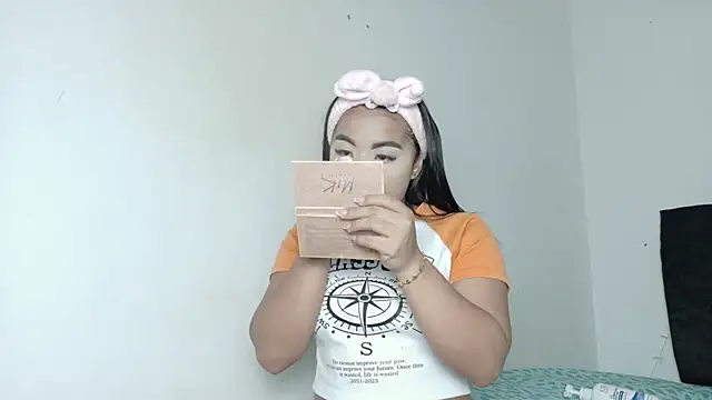 Natashaparker   online show from March 2, 2026, 8:16 pm