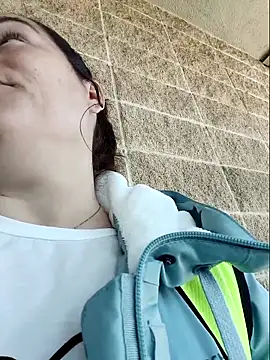 Snapshot of bichota85 chatting on March 16, 2026, 11:25 am bichota85 online show from March 16, 2026, 11:25 am