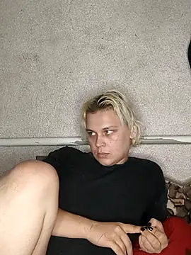 MargoShein online show from November 7, 2025, 8:35 pm