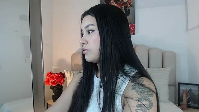 Snapshot of miawhite_x1 chatting on October 16, 2025, 2:03 pm miawhite x1 online show from October 16, 2025, 2:03 pm