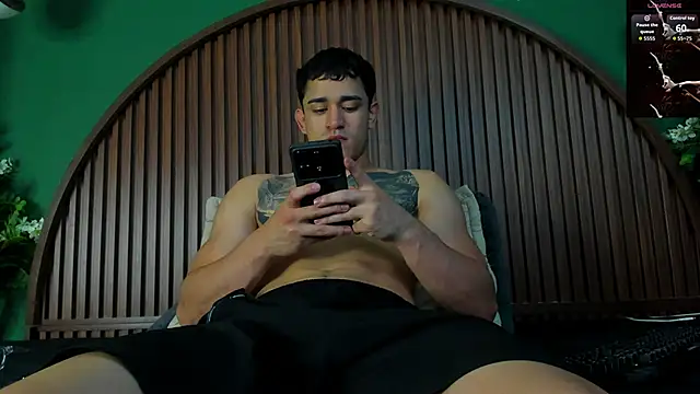 JeergMuscle online show from November 9, 2025, 5:11 am