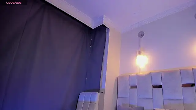 Snapshot of bellmontneon chatting on September 28, 2025, 7:32 pm bellmontneon online show from September 28, 2025, 7:32 pm