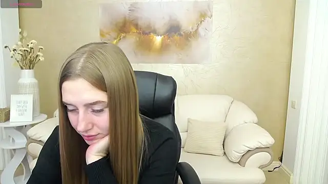 KissMe Now  online show from November 5, 2025, 2:20 pm