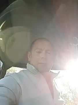 hugoboys4576 online show from September 18, 2025, 7:33 am