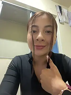 Karlee Grey1 online show from November 27, 2025, 2:56 am