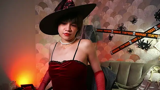 Snapshot of sandzu_ chatting on October 27, 2025, 8:32 pm sandzu online show from October 27, 2025, 8:32 pm