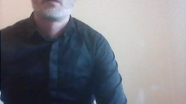 Snapshot of LeLoup49 chatting on March 16, 2026, 8:07 am LeLoup49 online show from March 16, 2026, 8:07 am