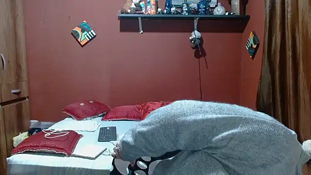 Snapshot of Sasharosee2 chatting on January 19, 2026, 12:09 pm Sasharosee2 online show from January 19, 2026, 12:09 pm