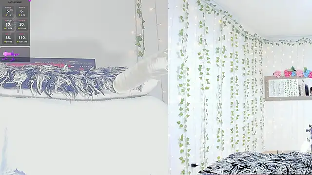 Snapshot of Ashley__Jones__ chatting on March 13, 2026, 9:14 am Ashley Jones online show from March 13, 2026, 9:14 am