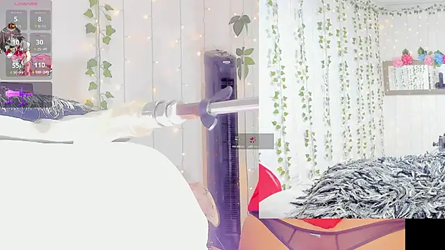 Ashley  Jones   online show from February 19, 2026, 9:06 am