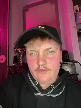 captaine pioupiou online show from April 3, 2026, 9:54 pm