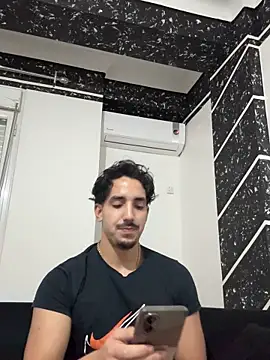 fuck   boyy online show from February 21, 2026, 7:05 pm