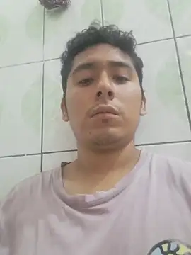 Snapshot of latinbigcock1_ chatting on October 31, 2025, 11:22 pm latinbigcock1 online show from October 31, 2025, 11:22 pm