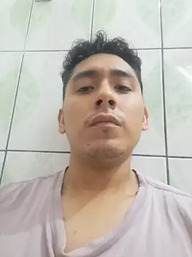 Snapshot of latinbigcock1_ chatting on September 28, 2025, 4:19 am latinbigcock1 online show from September 28, 2025, 4:19 am